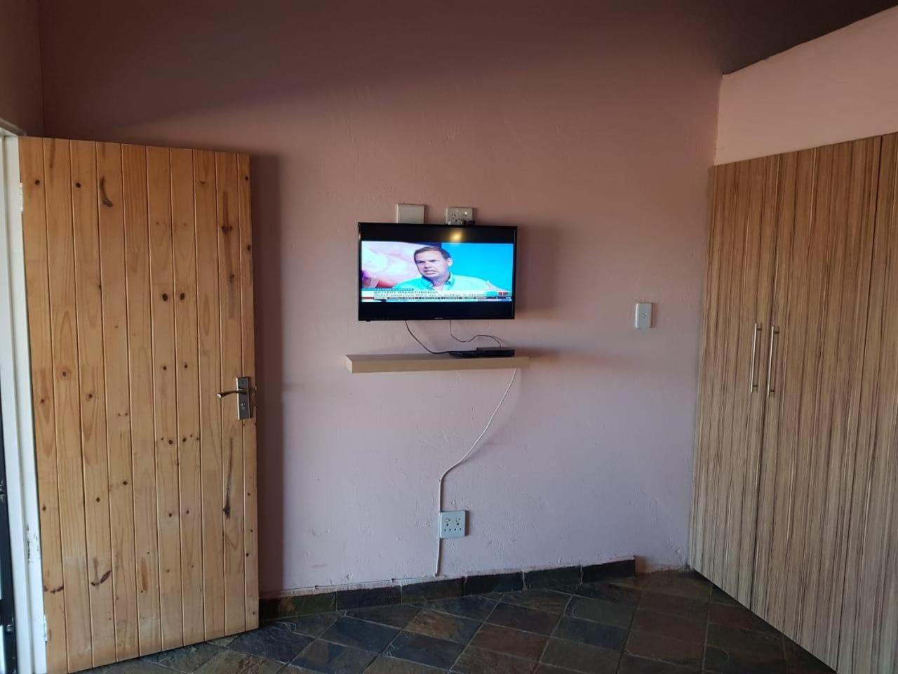 Lagai Roi Guesthouse Boshoek Phòng bức ảnh